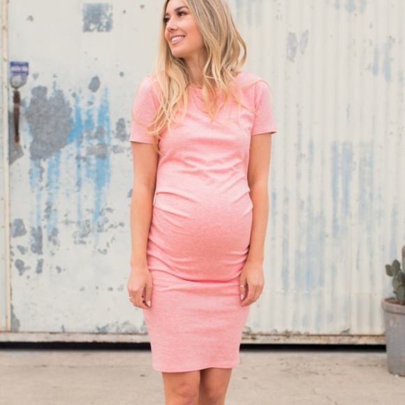 Pinkblush Dresses & Skirts - NWT PinkBlush Coral Short Sleeve Maternity Dress S